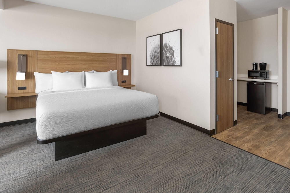 la quinta inn and suites by wyndham phoenix west glendale