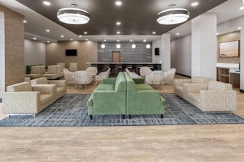 La Quinta Inn & Suites By Wyndham Phoenix West Glendale,,3 star