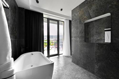sia resort and spa