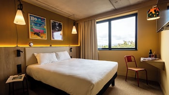 Greet Hotel Reims Tinqueux,,3 star