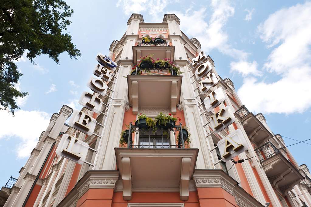 monika centrum hotels