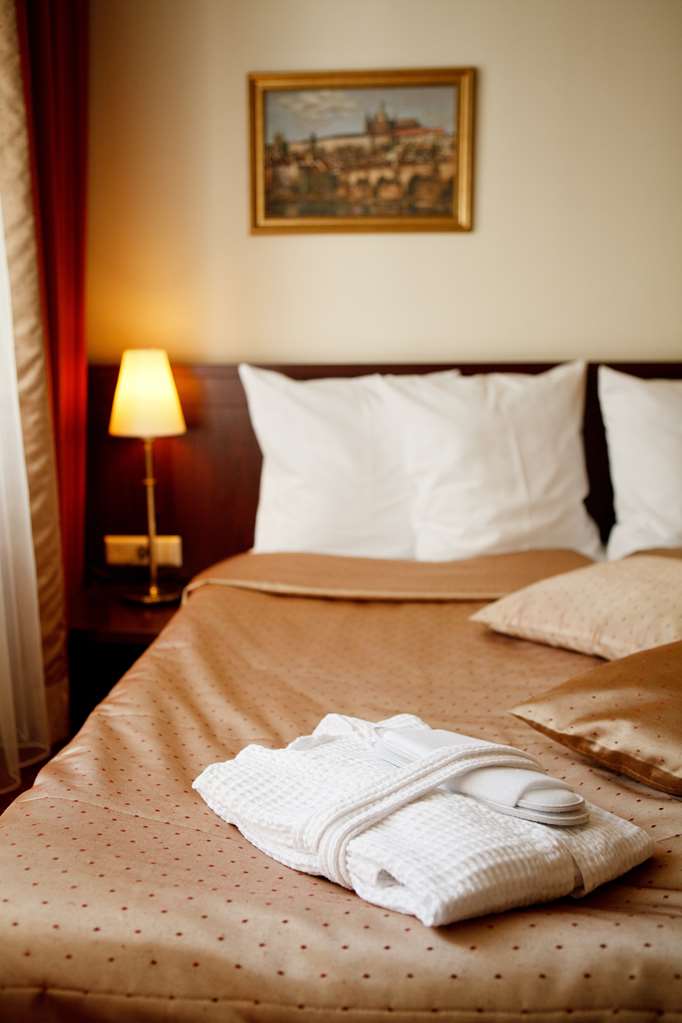 monika centrum hotels