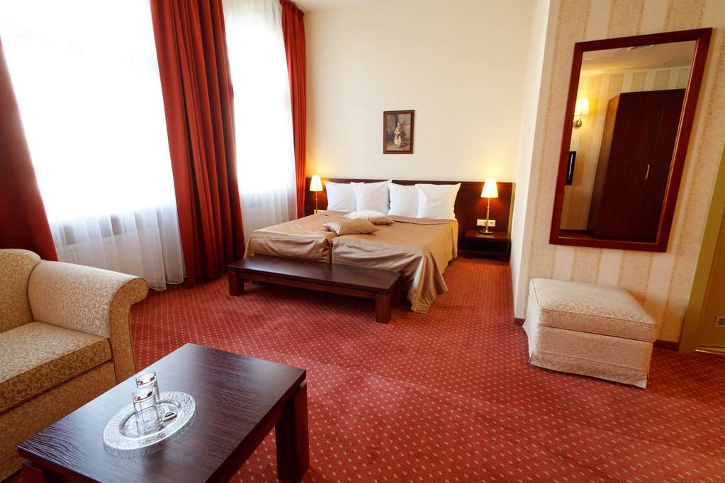 monika centrum hotels