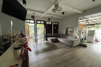 Orchid Hostel Near Bumrungrad Hospital And Nana Market,,3 star