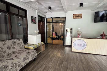 Orchid Hostel Near Bumrungrad Hospital And Nana Market,,3 star