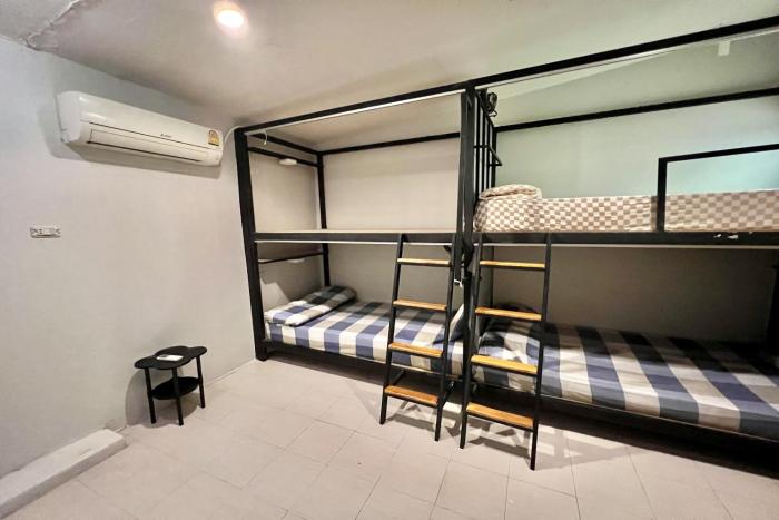 orchid hostel near bumrungrad hospital and nana market