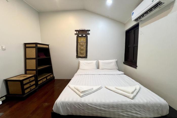 orchid hostel near bumrungrad hospital and nana market