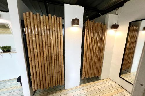 orchid hostel near bumrungrad hospital and nana market