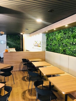 jr hotels bologna amadeus