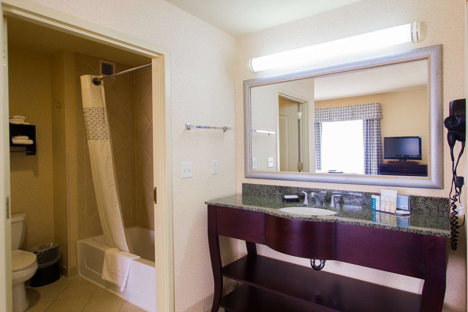hampton inn and suites natchez