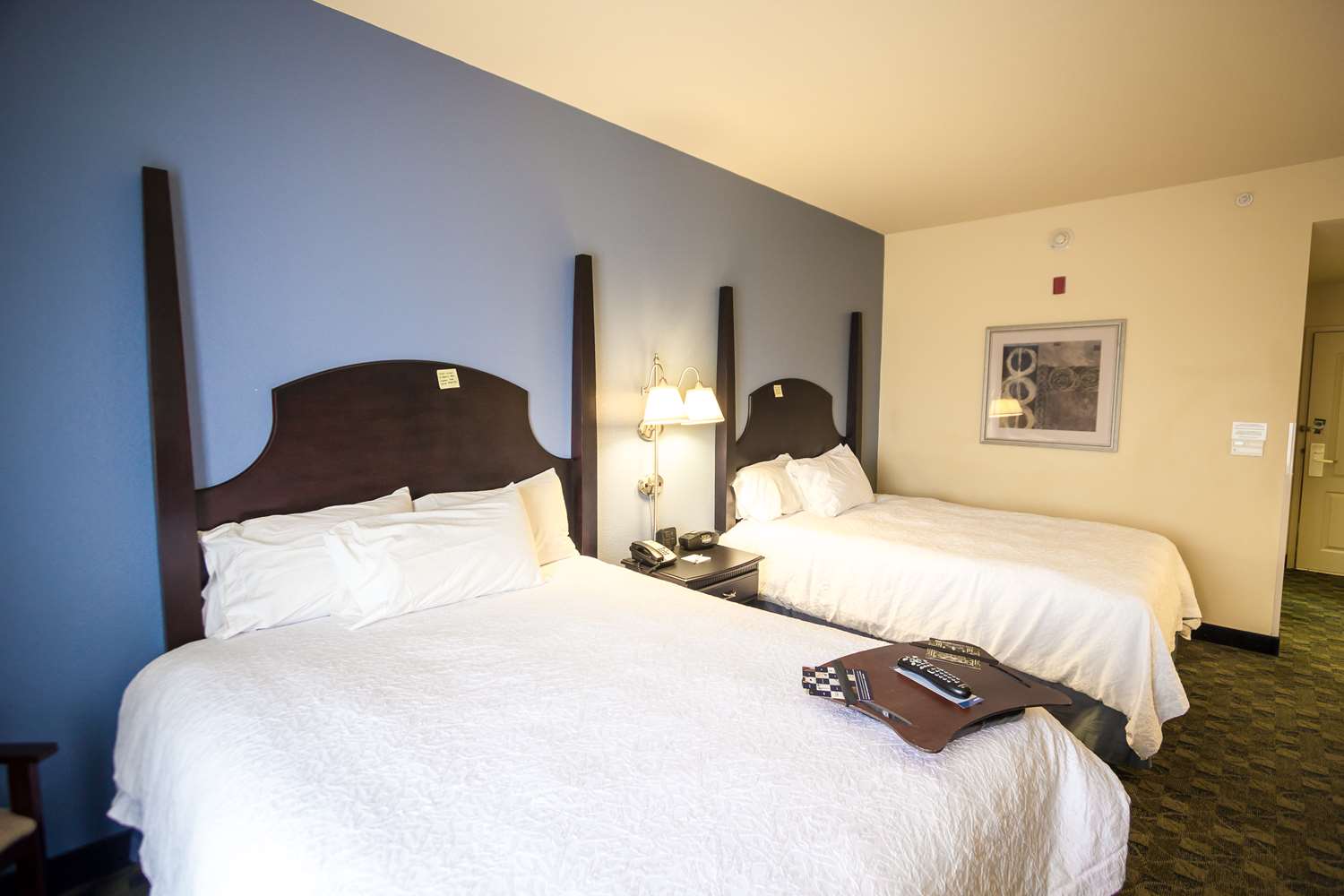 hampton inn and suites natchez
