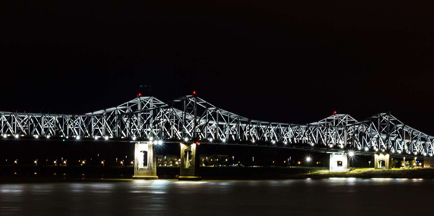 hampton inn and suites natchez