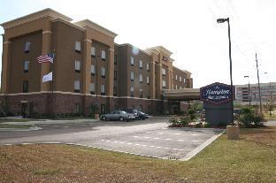 hampton inn and suites natchez