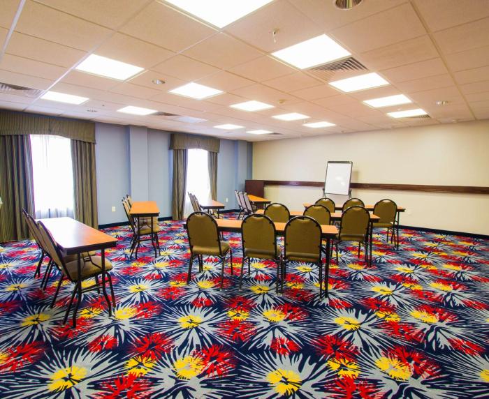 hampton inn and suites natchez