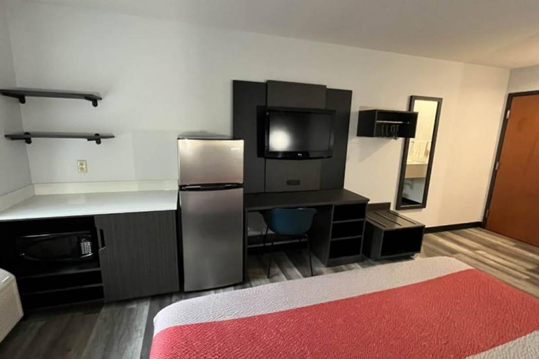 studio 6 suites urbana il