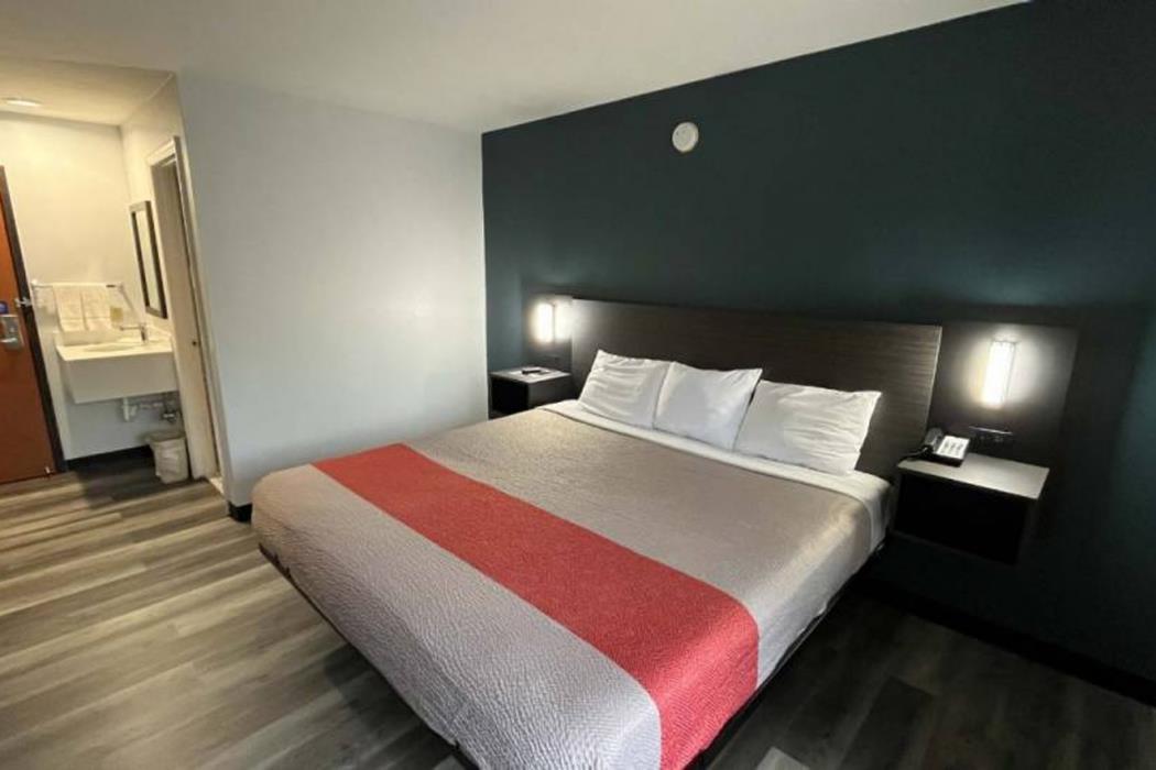 studio 6 suites urbana il