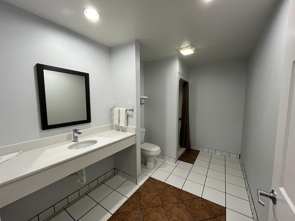 studio 6 suites urbana il