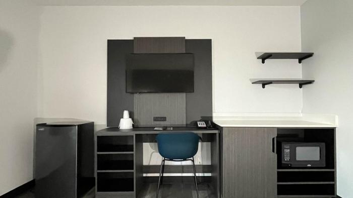studio 6 suites urbana il