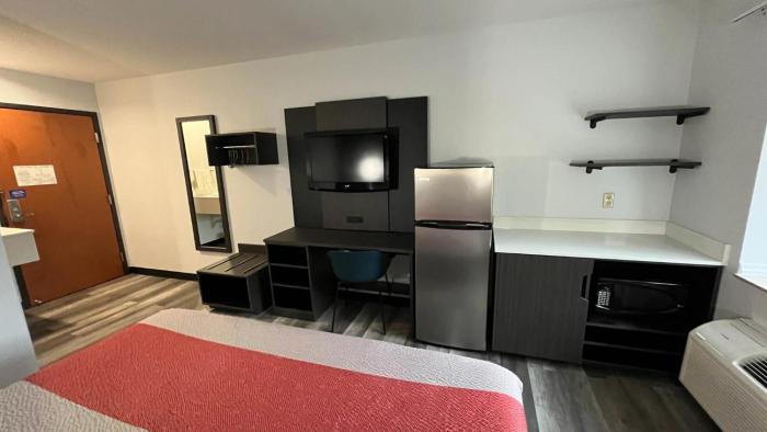 studio 6 suites urbana il