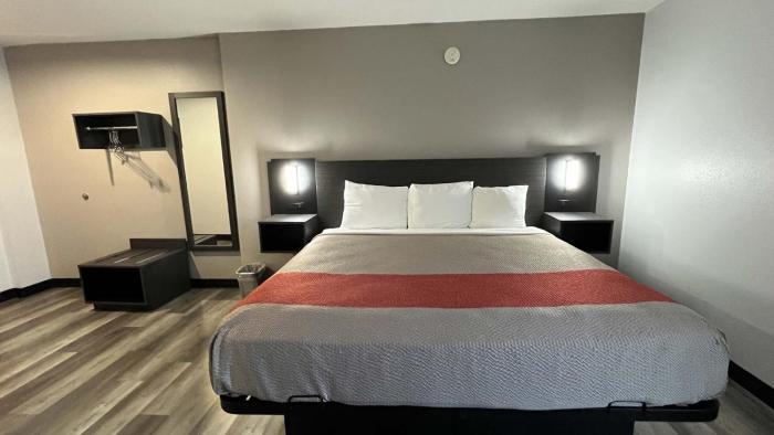 studio 6 suites urbana il
