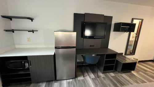 studio 6 suites urbana il