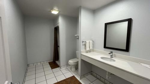 studio 6 suites urbana il