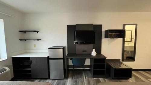 studio 6 suites urbana il