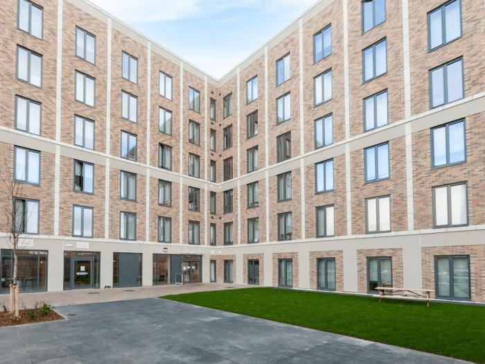 straits meadow in edinburgh city centre for students only
