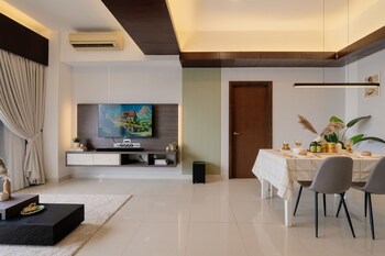 regalia residence kl infinity pool