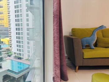 regalia residence kl infinity pool