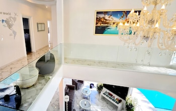 Nebuland Luxury Pool Villa Pattaya Walking Street,,5 star