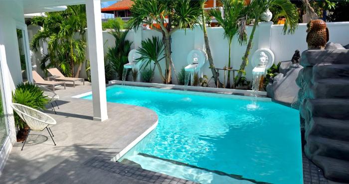 nebuland luxury pool villa pattaya walking street