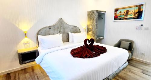 nebuland luxury pool villa pattaya walking street