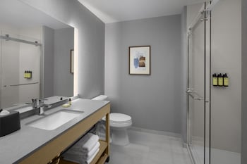 hyatt place bozeman yellowstone airport