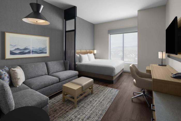 hyatt place bozeman yellowstone airport