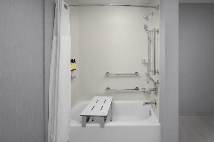 hyatt place bozeman yellowstone airport