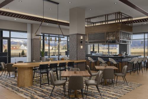 hyatt place bozeman yellowstone airport