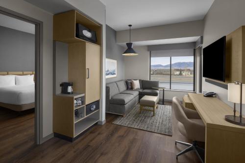 hyatt place bozeman yellowstone airport