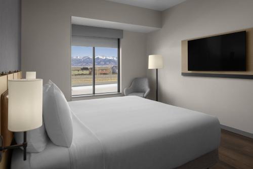 hyatt place bozeman yellowstone airport