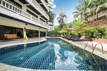 patong central budget stay