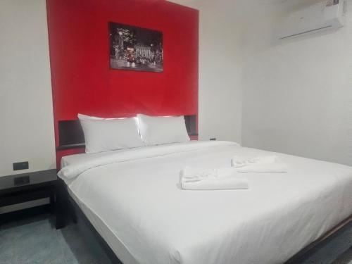 patong central budget stay