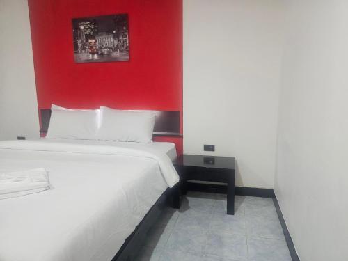 patong central budget stay