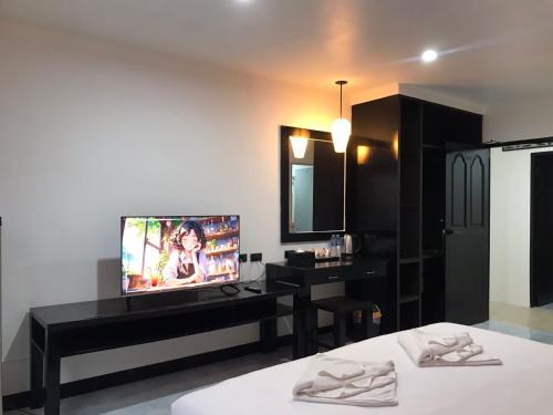 patong central budget stay