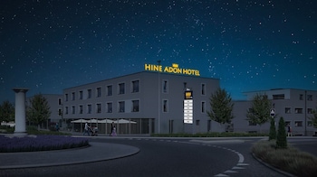 Hine Adon Avenches,,3 star