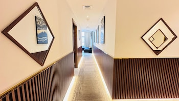 premium 2 bed millennium apartment
