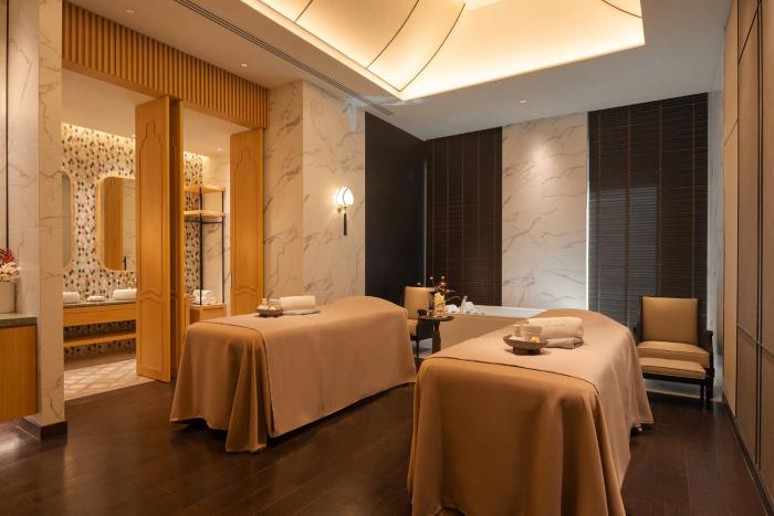 grand nikko bangkok sathorn