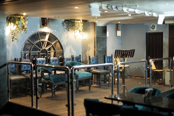 Hotel Meghdoot,,3 star