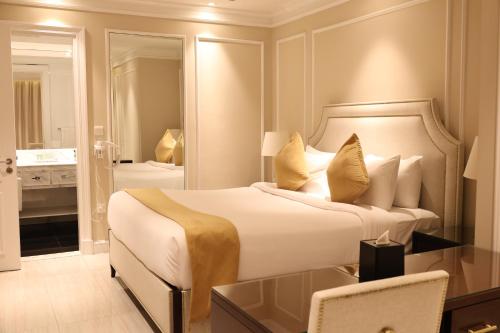 westpac hotel and suites westbay doha
