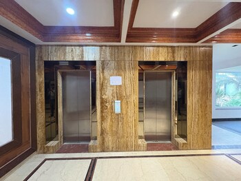 hotel golden palace puri