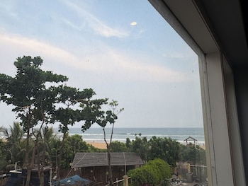 hotel golden palace puri